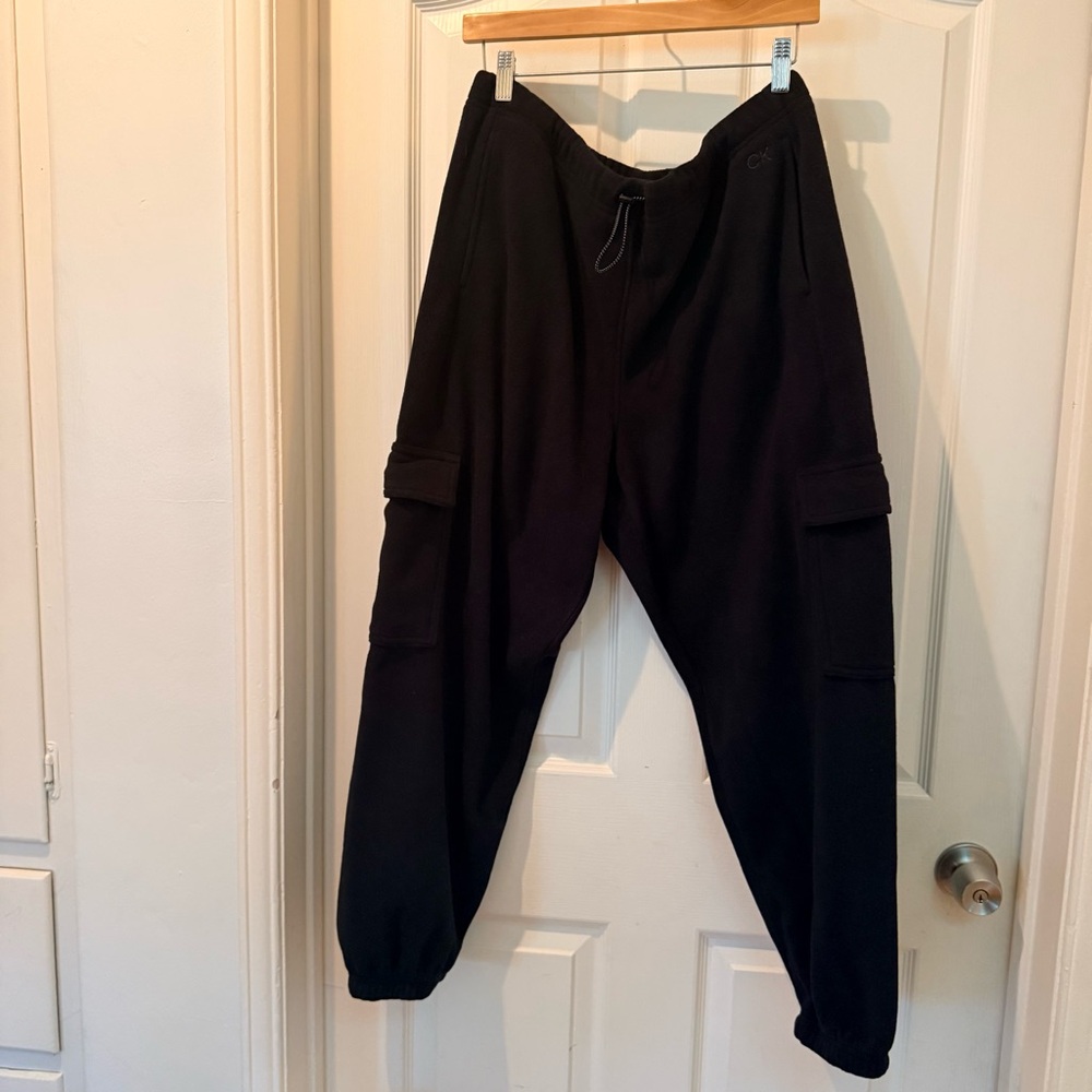 Calvin Klein Women’s Black Fleece Cargo Pants
